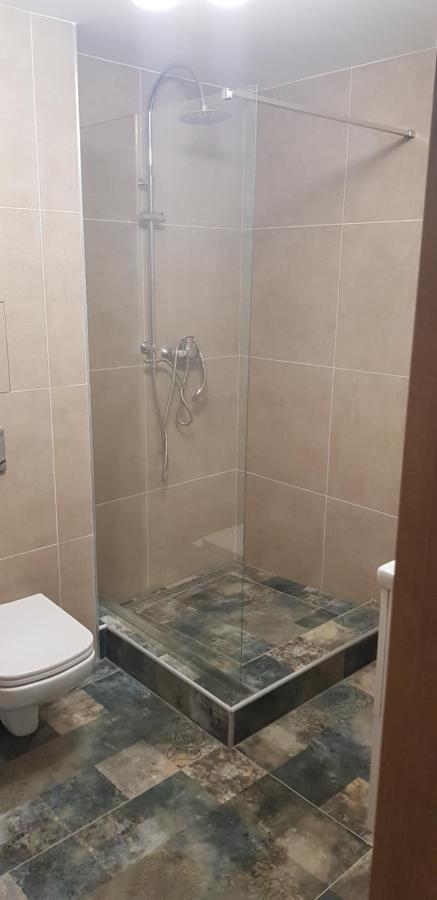Apartman Greenside Michalovce Eksteriør billede