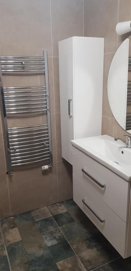 Apartman Greenside Michalovce Eksteriør billede