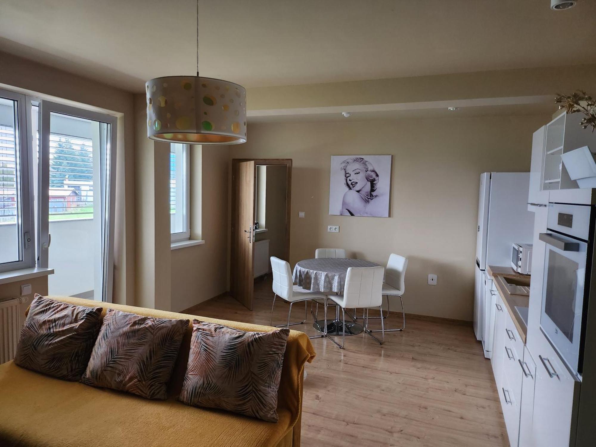 Apartman Greenside Michalovce Eksteriør billede